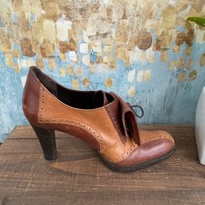 MAX MARA Brown Oxford Tassel Heels